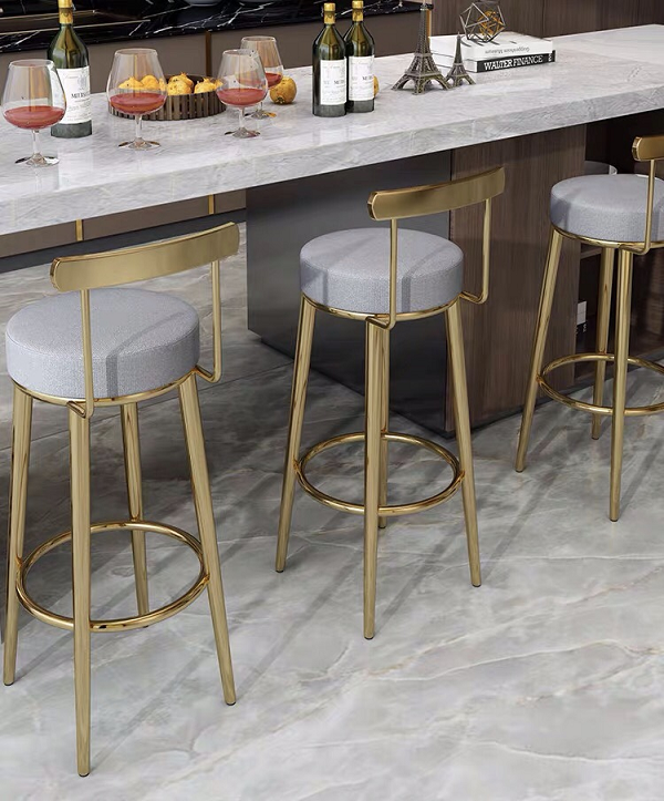 家具用不銹鋼管——高腳椅